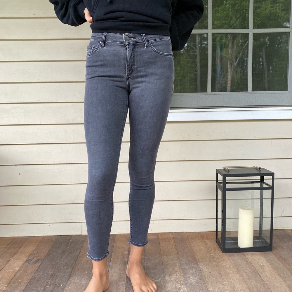 Topshop Leigh Jeans in Light Grey